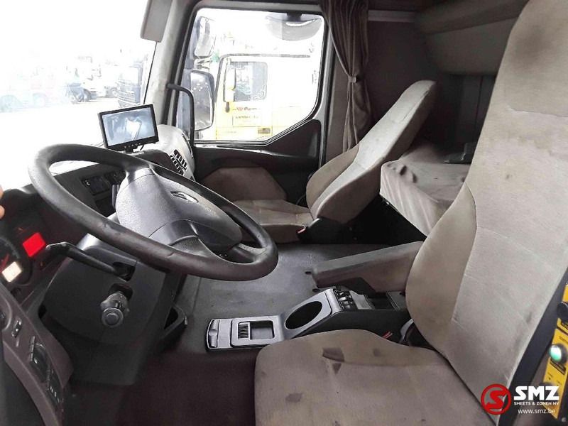 Foto del interior 1: Chasis camión Renault Premium 450 motor smokes-raucht PROBLEM