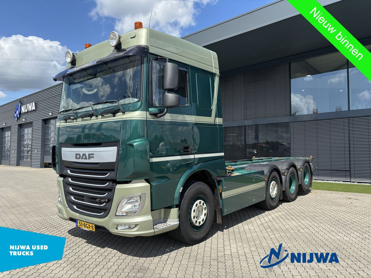 DAF XF 460 8x2 20ft container systeem - Multibasculante camión: foto 1 DAF XF 460 8x2 20ft container systeem - Multibasculante camión: foto 1