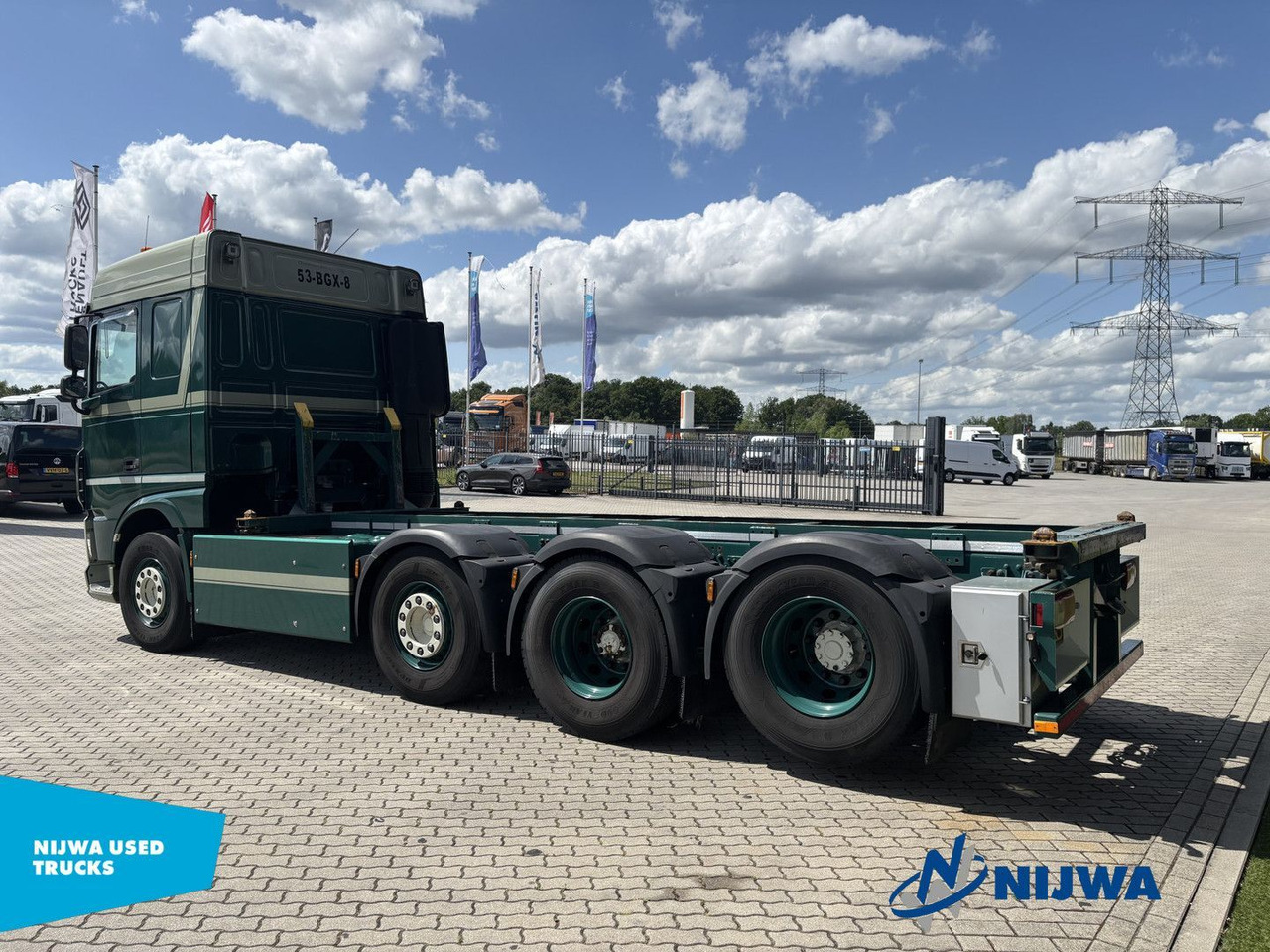 DAF XF 460 8x2 20ft container systeem - Multibasculante camión: foto 4 DAF XF 460 8x2 20ft container systeem - Multibasculante camión: foto 4