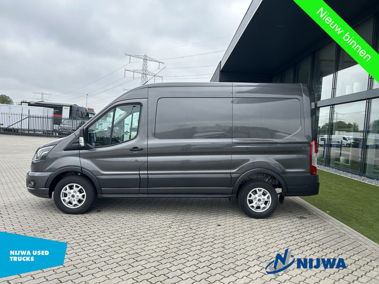 Ford Transit 350 L2H3 Limited Trekhaak + Navigatie - Furgón: foto 5 Ford Transit 350 L2H3 Limited Trekhaak + Navigatie - Furgón: foto 5