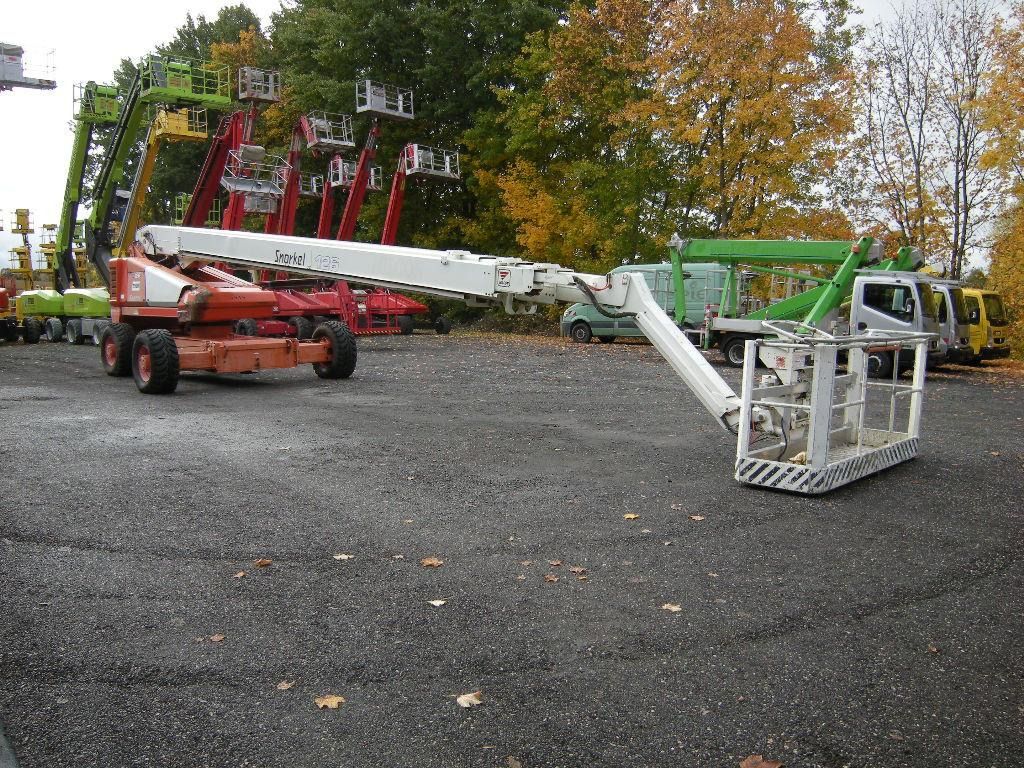 Arbeitsbühne Snorkelift TB-126JCU, AH 40,4 m - Plataforma telescopica: foto 3 Arbeitsbühne Snorkelift TB-126JCU, AH 40,4 m - Plataforma telescopica: foto 3