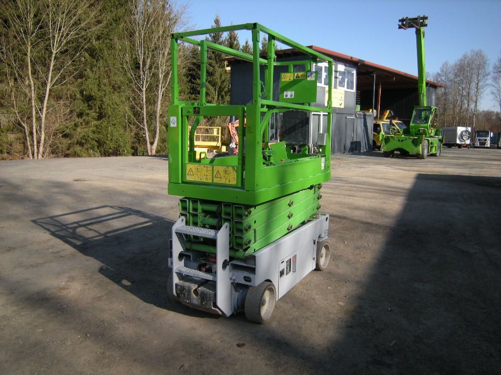 Camión con plataforma elevadora nuevo Genie GS 1932, Scherenarbeitsbühne Genie 8 m: foto 20 Camión con plataforma elevadora nuevo Genie GS 1932, Scherenarbeitsbühne Genie 8 m: foto 20