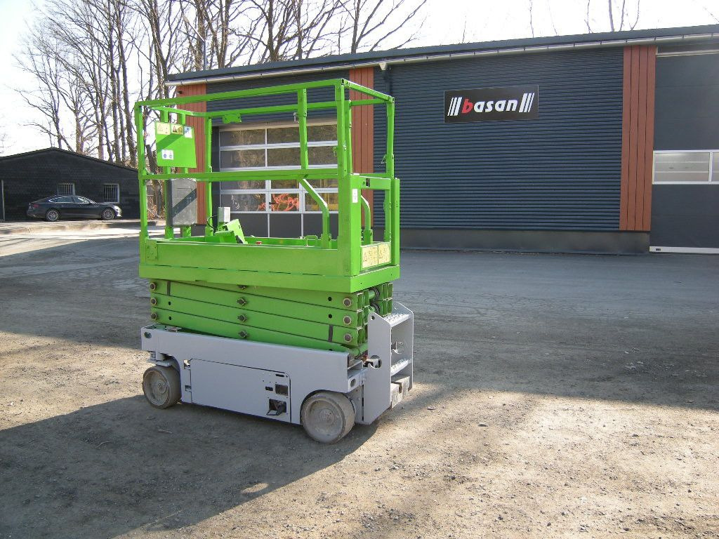 Camión con plataforma elevadora nuevo Genie GS 1932, Scherenarbeitsbühne Genie 8 m: foto 14 Camión con plataforma elevadora nuevo Genie GS 1932, Scherenarbeitsbühne Genie 8 m: foto 14