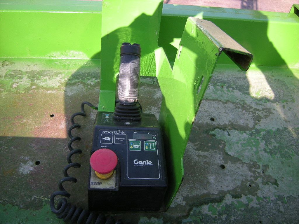 Camión con plataforma elevadora nuevo Genie GS 1932, Scherenarbeitsbühne Genie 8 m: foto 13 Camión con plataforma elevadora nuevo Genie GS 1932, Scherenarbeitsbühne Genie 8 m: foto 13