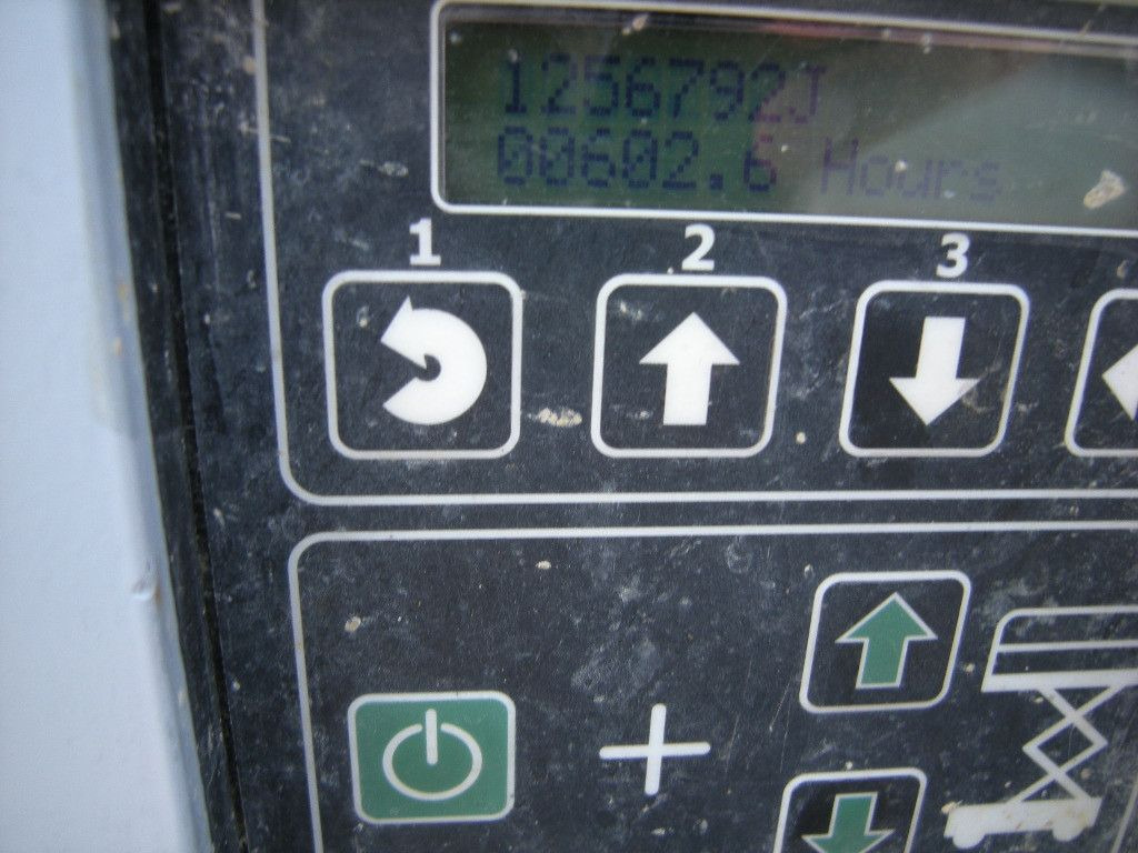 Camión con plataforma elevadora nuevo Genie GS 1932, Scherenarbeitsbühne Genie 8 m: foto 12 Camión con plataforma elevadora nuevo Genie GS 1932, Scherenarbeitsbühne Genie 8 m: foto 12