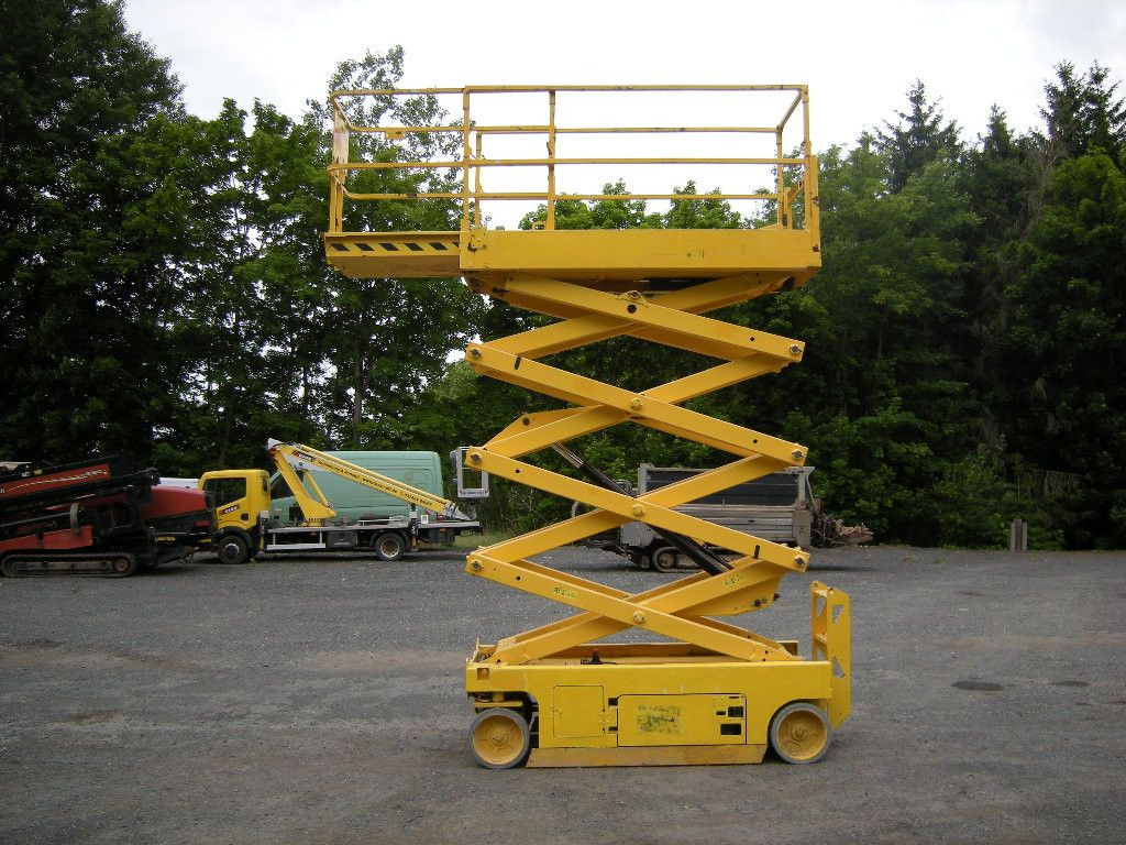 Genie GS-2632, Scherenarbeitsbühne Genie 10 m - Camión con plataforma elevadora: foto 5 Genie GS-2632, Scherenarbeitsbühne Genie 10 m - Camión con plataforma elevadora: foto 5
