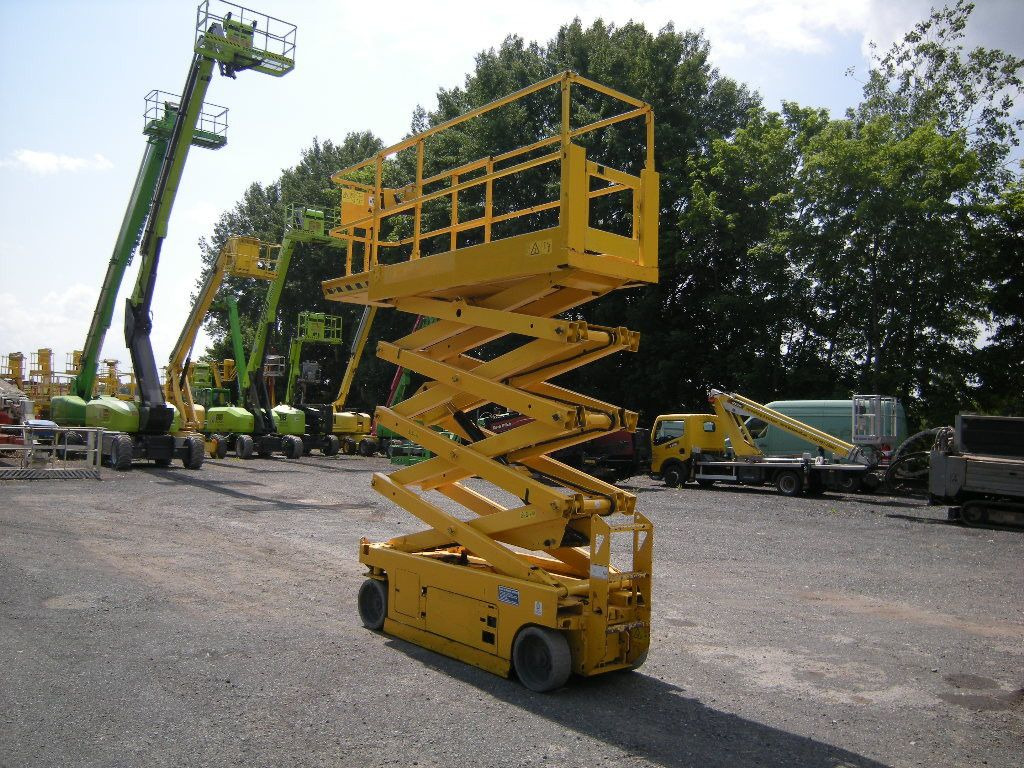 Genie GS-2632, Scherenarbeitsbühne Genie 10 m - Camión con plataforma elevadora: foto 4 Genie GS-2632, Scherenarbeitsbühne Genie 10 m - Camión con plataforma elevadora: foto 4