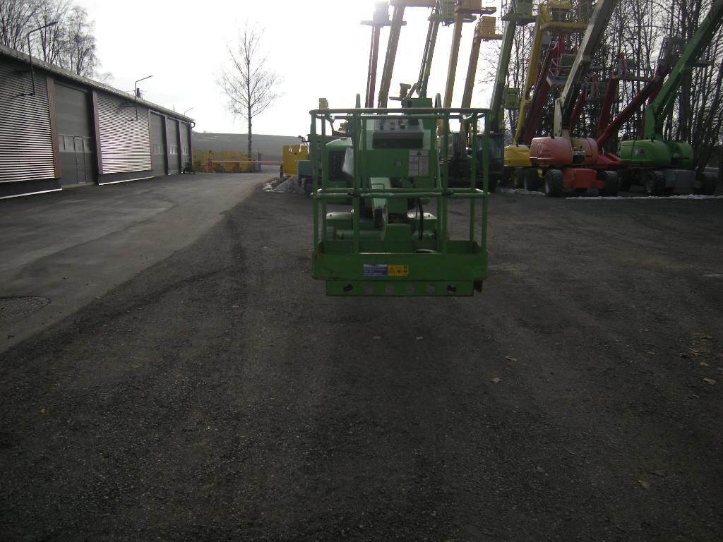 JLG N40 E Gelenkteleskoparbeitsbühne 14 m - Plataforma articulada: foto 4 JLG N40 E Gelenkteleskoparbeitsbühne 14 m - Plataforma articulada: foto 4