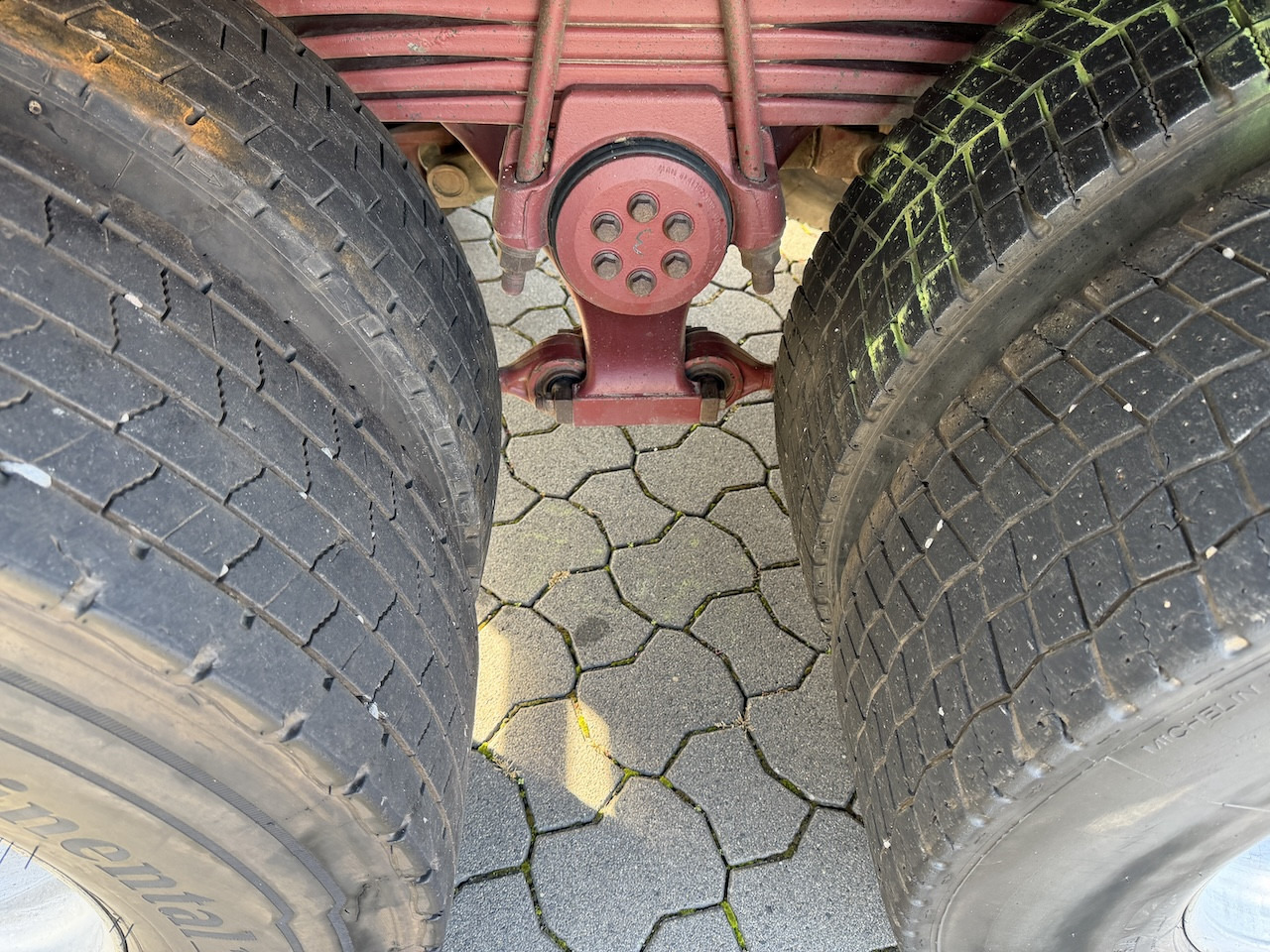 MAN TGS 35.460 8x4 Dautel Intarder - Volquete camión: foto 4 MAN TGS 35.460 8x4 Dautel Intarder - Volquete camión: foto 4