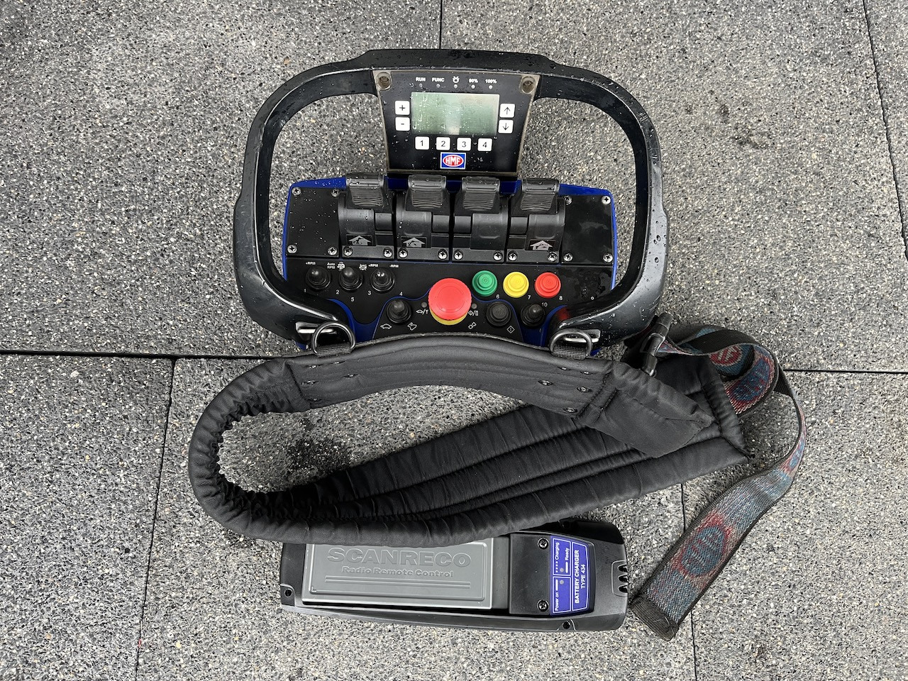 Meusburger MPS-3 Auflieger mit Kran HMF 1510 K-4 Lenkachse - Semirremolque plataforma/ Caja abierta: foto 4 Meusburger MPS-3 Auflieger mit Kran HMF 1510 K-4 Lenkachse - Semirremolque plataforma/ Caja abierta: foto 4