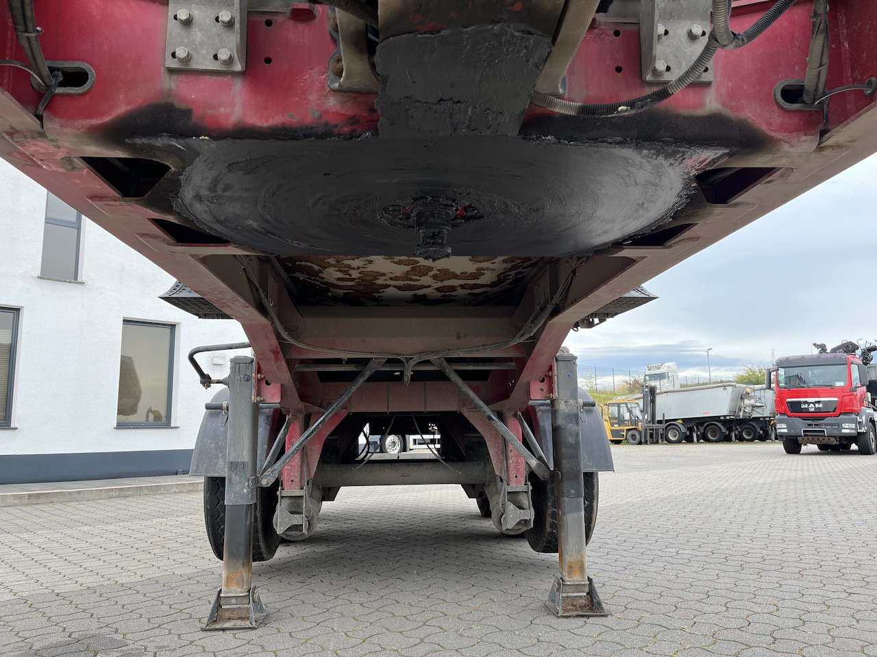 Schwarzmüller SK Kippauflieger Stahlmulde Liftachse - Volquete semirremolque: foto 4 Schwarzmüller SK Kippauflieger Stahlmulde Liftachse - Volquete semirremolque: foto 4