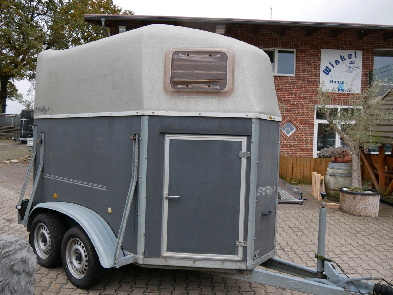 Böckmann Duo Esprit mit Sattelkammer - Transporte de ganado remolque: foto 2 Böckmann Duo Esprit mit Sattelkammer - Transporte de ganado remolque: foto 2