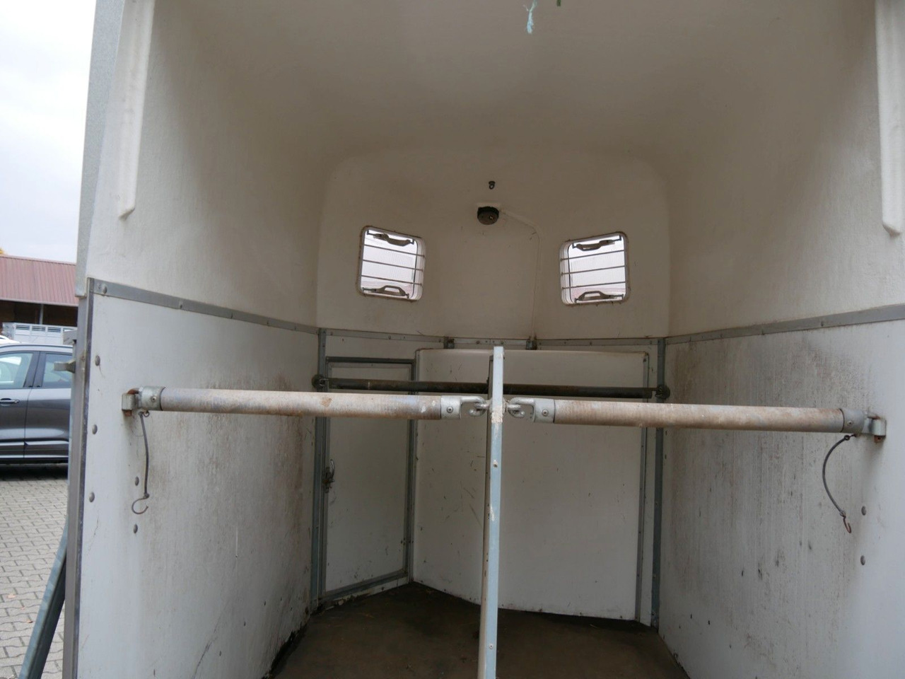 Böckmann Duo Esprit mit Sattelkammer - Transporte de ganado remolque: foto 5 Böckmann Duo Esprit mit Sattelkammer - Transporte de ganado remolque: foto 5