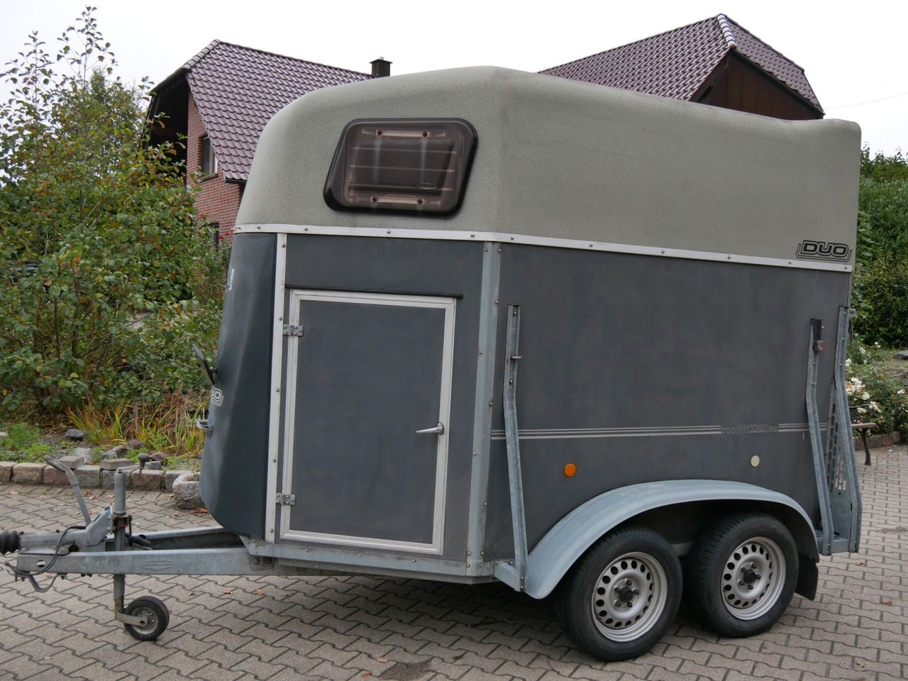 Böckmann Duo mit Sattelkammer - Transporte de ganado remolque: foto 1 Böckmann Duo mit Sattelkammer - Transporte de ganado remolque: foto 1