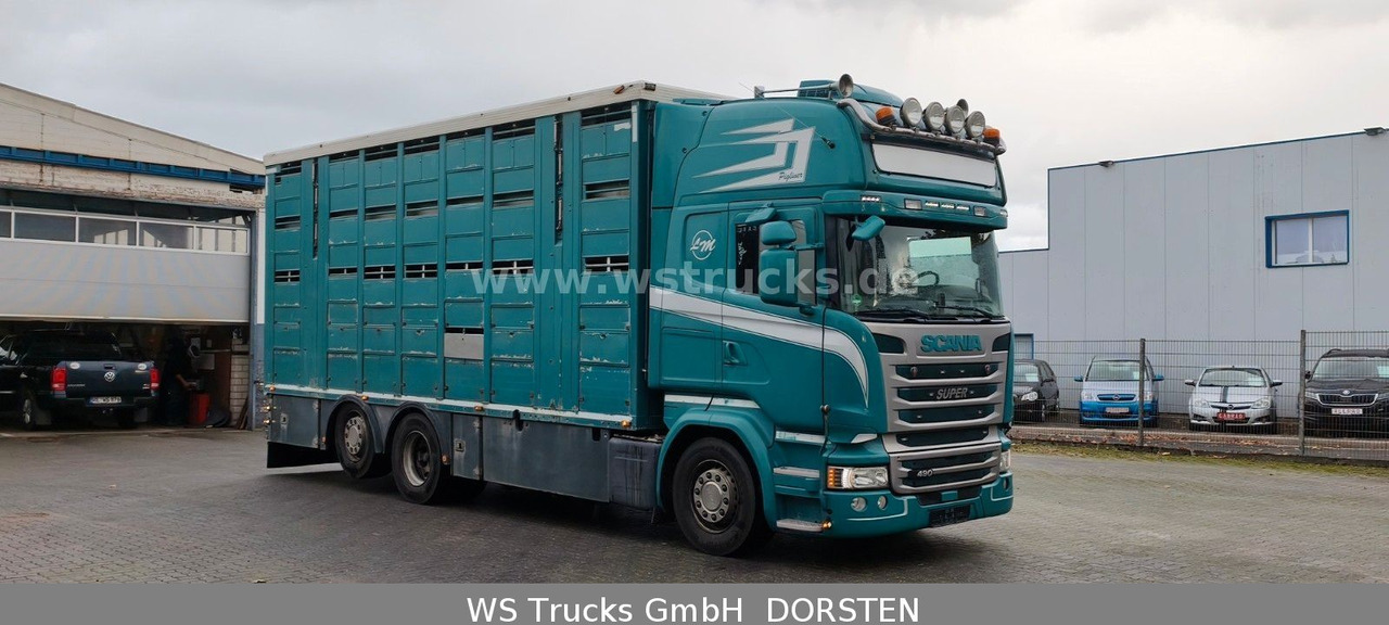 Scania R 490 Topline Menke 4 Stock Hubdach | Retader - Camión para caballos: foto 2 Scania R 490 Topline Menke 4 Stock Hubdach | Retader - Camión para caballos: foto 2