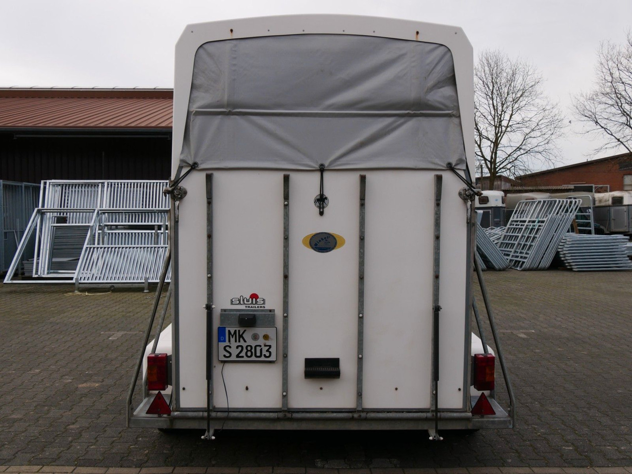 Sluis Vollpoly 2 Pferde mit Sattelkammer - Transporte de ganado remolque: foto 4 Sluis Vollpoly 2 Pferde mit Sattelkammer - Transporte de ganado remolque: foto 4