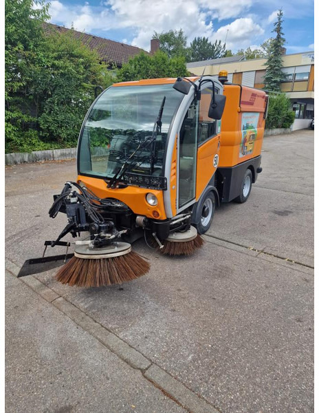 Bucher Kehrmaschine BUCHER-GUYER Kehrmaschine EG 4.500 kg Diesel Topzustand - Barredora industrial: foto 4 Bucher Kehrmaschine BUCHER-GUYER Kehrmaschine EG 4.500 kg Diesel Topzustand - Barredora industrial: foto 4