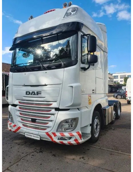 DAF XF 106.510 FT 6x2/4 SSC 3-Achser MEGA E6 - Cabeza tractora: foto 1 DAF XF 106.510 FT 6x2/4 SSC 3-Achser MEGA E6 - Cabeza tractora: foto 1