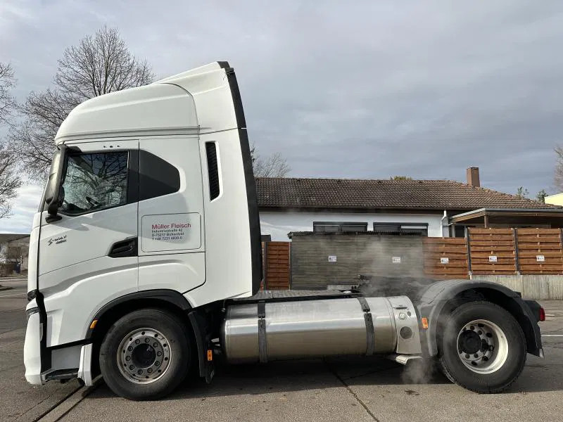 Cabeza tractora Iveco Stralis S-Way*460*LNG*Retarder*2 Tanks: foto 13
