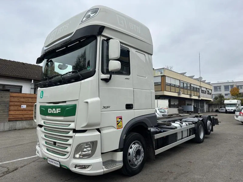 DAF XF 106 450 SSC 6X2*4 Stück ! *Jumbo*E6D*Multi*VANTEC - Portacontenedore/ Intercambiable camión: foto 1 DAF XF 106 450 SSC 6X2*4 Stück ! *Jumbo*E6D*Multi*VANTEC - Portacontenedore/ Intercambiable camión: foto 1