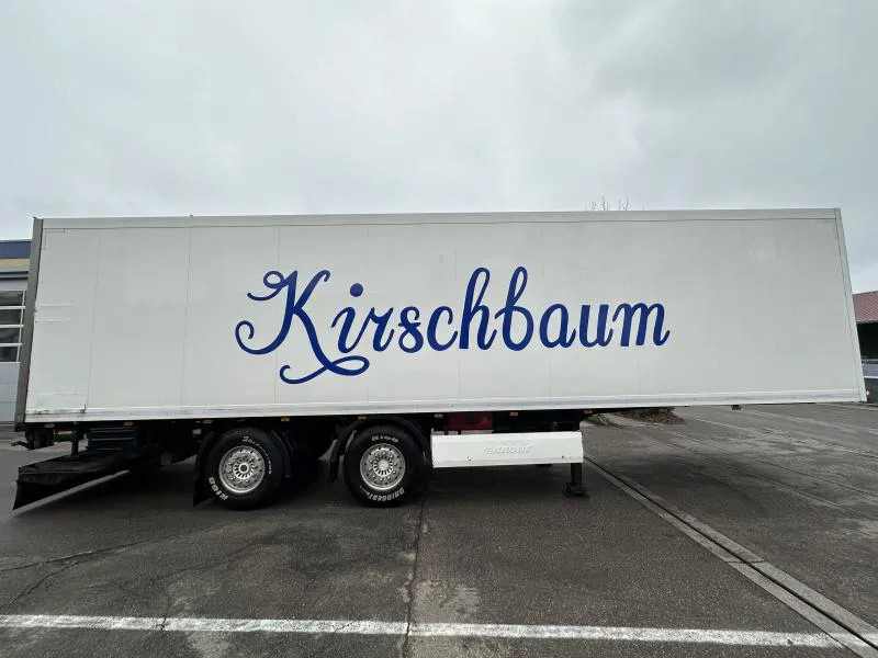 Krone Cool Liner Cool Liner 2 - Achs CITYSATTEL Lenkachse Carrier 1300TÜV NEU!! - Frigorífico semirremolque: foto 4 Krone Cool Liner Cool Liner 2 - Achs CITYSATTEL Lenkachse Carrier 1300TÜV NEU!! - Frigorífico semirremolque: foto 4