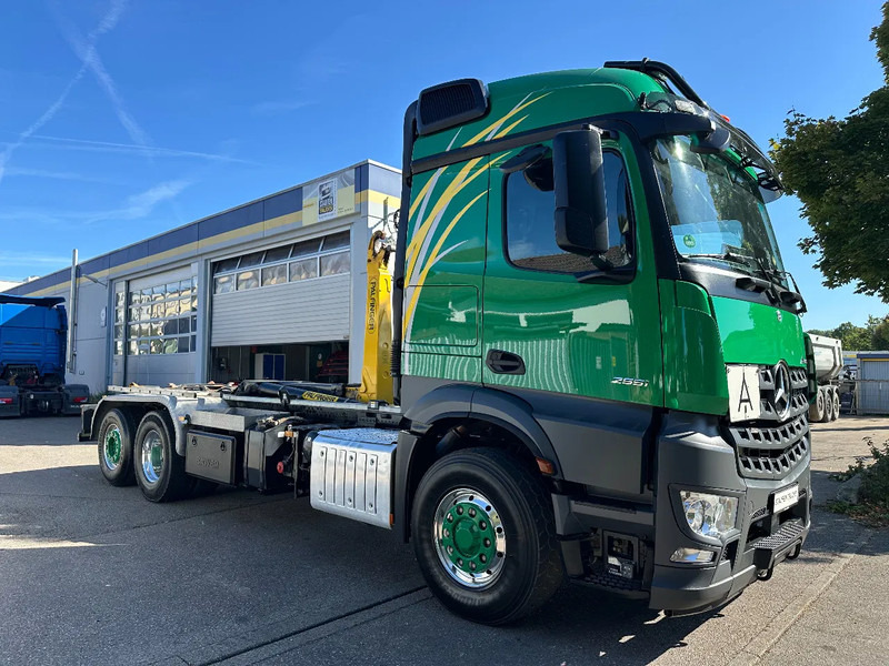 Mercedes-Benz Arocs 2551 6X4*HAD*Abroller *Palfinger*Euro6D*Intarder - Multibasculante camión: foto 3 Mercedes-Benz Arocs 2551 6X4*HAD*Abroller *Palfinger*Euro6D*Intarder - Multibasculante camión: foto 3