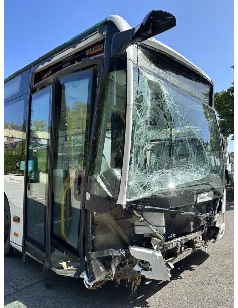 Mercedes-Benz O 530 Citaro Klima 299 PS Unfallfahrzeug! - Autobús urbano: foto 2 Mercedes-Benz O 530 Citaro Klima 299 PS Unfallfahrzeug! - Autobús urbano: foto 2