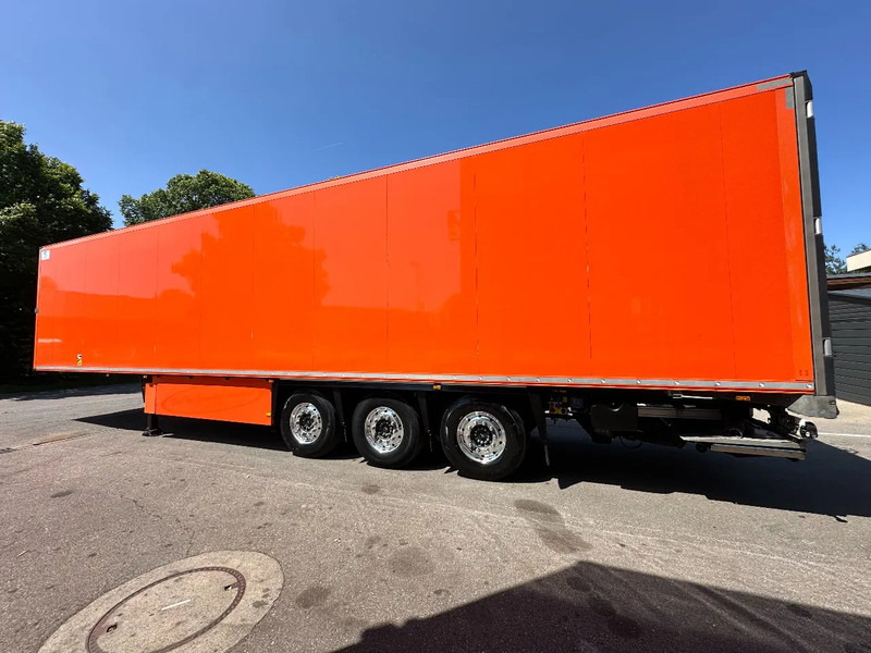 Schmitz Cargobull 3 x T-Kühl SLX*Spectrum*Bi-Temp*Doppelst.*LENK*LBW*blumenbreit*PHARMA - Frigorífico semirremolque: foto 2 Schmitz Cargobull 3 x T-Kühl SLX*Spectrum*Bi-Temp*Doppelst.*LENK*LBW*blumenbreit*PHARMA - Frigorífico semirremolque: foto 2