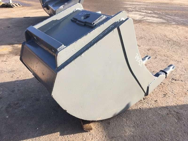 MECALAC 600mm - series 8 / 10 / 11 et 12 - Cazo para excavadora: foto 5 MECALAC 600mm - series 8 / 10 / 11 et 12 - Cazo para excavadora: foto 5