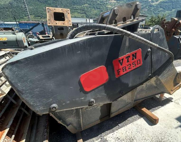 VTN Godet Concasseur VTN FB 250 - Otros: foto 3 VTN Godet Concasseur VTN FB 250 - Otros: foto 3