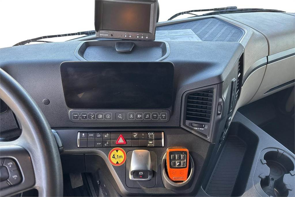 Isotérmico camión Mercedes-Benz ACTROS 5L 2546 L6x2 / FRC 02/2028: foto 15