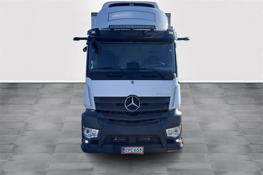 Mercedes-Benz Actros 2553L FRC 9,9m FRC 06/2027 - Isotérmico camión: foto 3 Mercedes-Benz Actros 2553L FRC 9,9m FRC 06/2027 - Isotérmico camión: foto 3