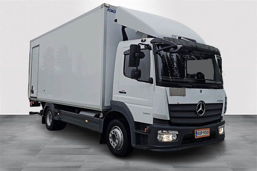 Mercedes-Benz Atego 1224L UMPIKORI + PL - Camión caja cerrada: foto 3 Mercedes-Benz Atego 1224L UMPIKORI + PL - Camión caja cerrada: foto 3