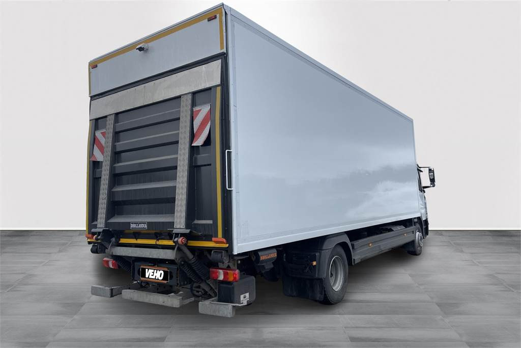 Mercedes-Benz Atego 1323L 4x2 NEK KSA 7,6m - Camión caja cerrada: foto 4 Mercedes-Benz Atego 1323L 4x2 NEK KSA 7,6m - Camión caja cerrada: foto 4