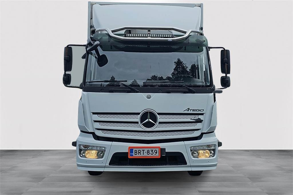 Mercedes-Benz Atego - Camión caja cerrada: foto 2 Mercedes-Benz Atego - Camión caja cerrada: foto 2