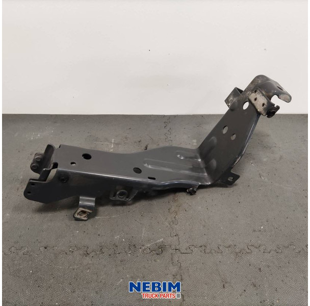 Volvo Volvo - 84058023 - Steun koplamp rechts - Piezas de recambio para Camión: foto 1 Volvo Volvo - 84058023 - Steun koplamp rechts - Piezas de recambio para Camión: foto 1