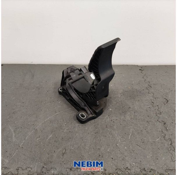 Volvo Volvo - 84416421 - Gaspedaal FH4 - Piezas de recambio para Camión: foto 2 Volvo Volvo - 84416421 - Gaspedaal FH4 - Piezas de recambio para Camión: foto 2