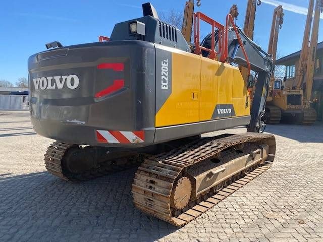 Volvo EC 220 E L MIETE / RENTAL (12005725) - Excavadora de cadenas: foto 4 Volvo EC 220 E L MIETE / RENTAL (12005725) - Excavadora de cadenas: foto 4