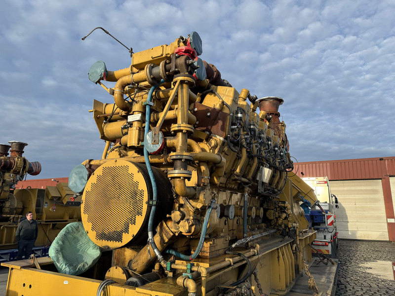 Caterpillar G3612 GAS GENERATOR 3256KVA 1YG-1303523 USED - Generador industriale: foto 2 Caterpillar G3612 GAS GENERATOR 3256KVA 1YG-1303523 USED - Generador industriale: foto 2