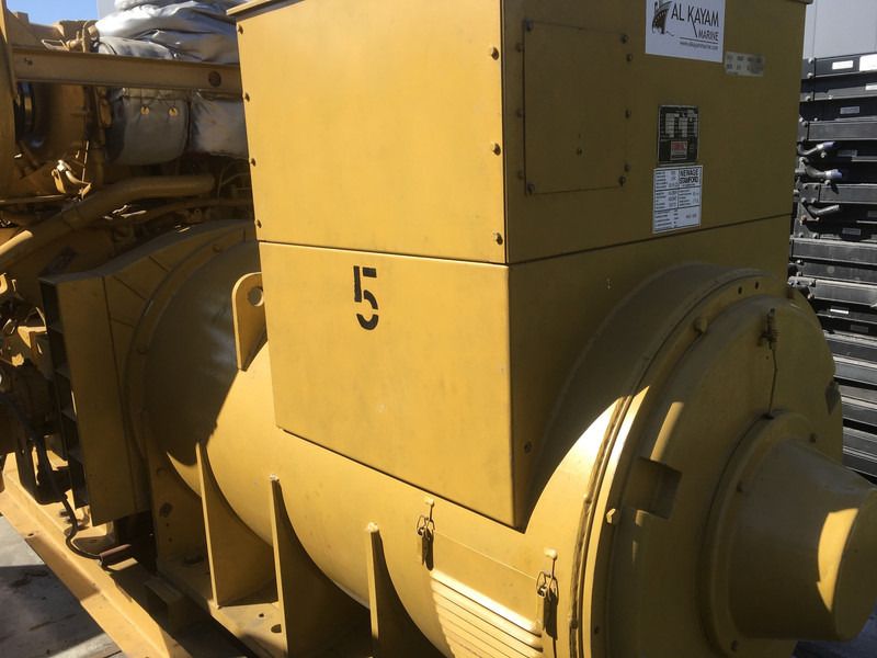 Caterpillar STAMFORD HC.M734H2 GENERATOR 1500 KVA USED - Generador industriale: foto 3 Caterpillar STAMFORD HC.M734H2 GENERATOR 1500 KVA USED - Generador industriale: foto 3