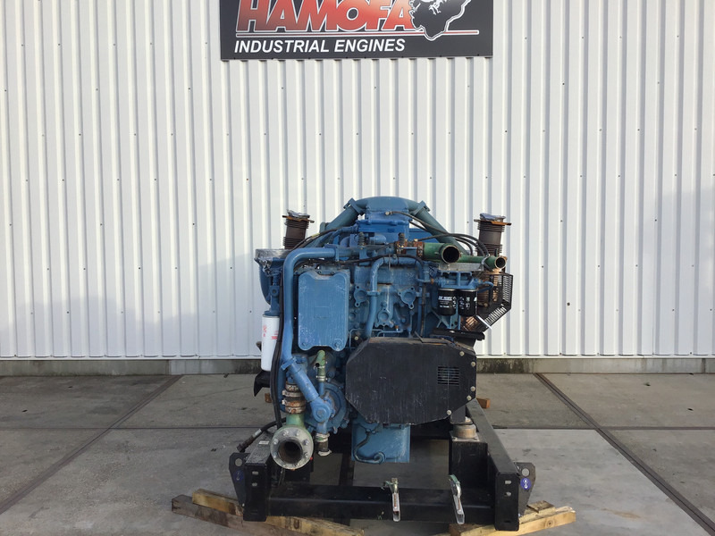 MTU 16V2000 GENERATOR 900KVA USED - Generador industriale: foto 4 MTU 16V2000 GENERATOR 900KVA USED - Generador industriale: foto 4