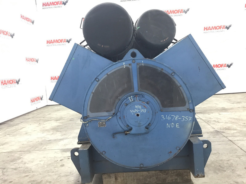 MTU AEG DKBH 4506/04 GENERATOR 1875 KVA USED - Generador industriale: foto 3 MTU AEG DKBH 4506/04 GENERATOR 1875 KVA USED - Generador industriale: foto 3