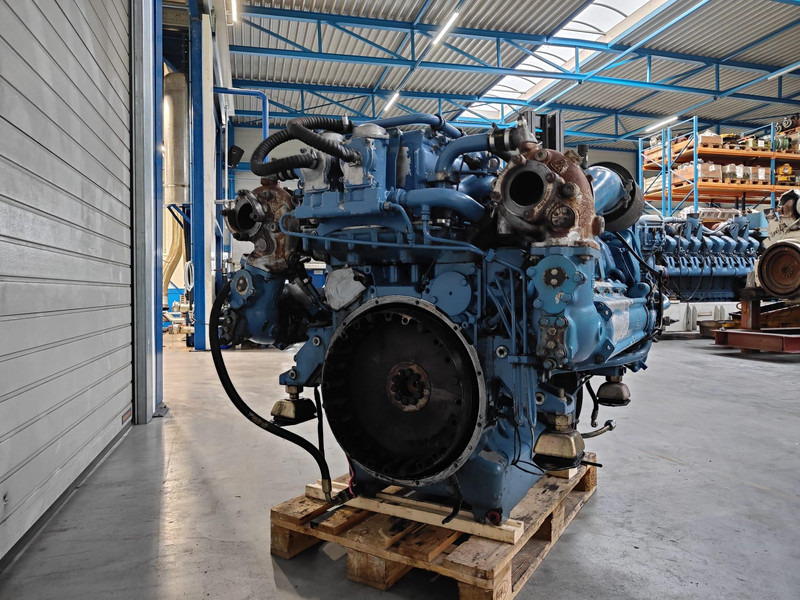 MTU 8V2000 USED - Maquinaria de construcción: foto 1 MTU 8V2000 USED - Maquinaria de construcción: foto 1