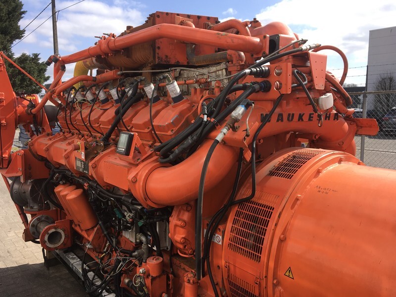 Waukesha 16V150LTD GENERATOR 1650KVA USED - Generador industriale: foto 2 Waukesha 16V150LTD GENERATOR 1650KVA USED - Generador industriale: foto 2