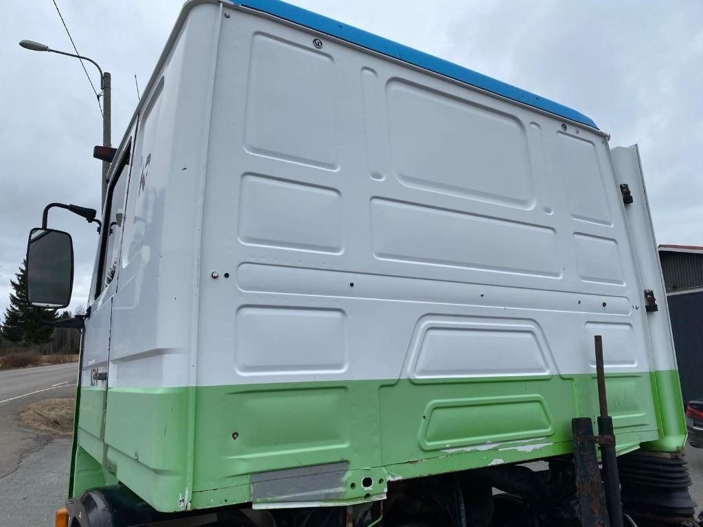 Chasis camión Scania R 142: foto 9