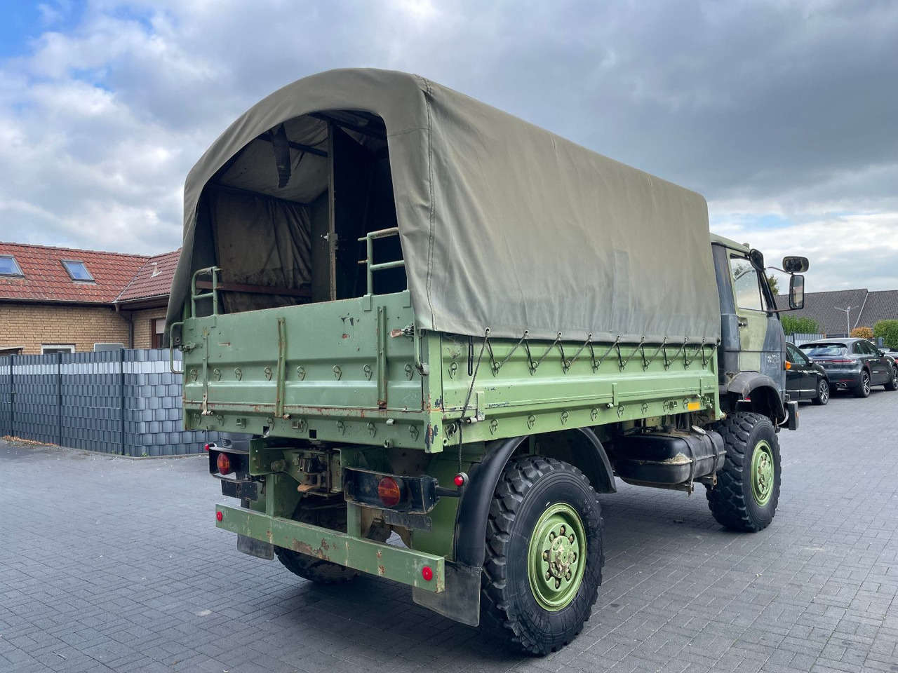 MAN 8.136 4X4 - Furgoneta con caja de lona: foto 4 MAN 8.136 4X4 - Furgoneta con caja de lona: foto 4