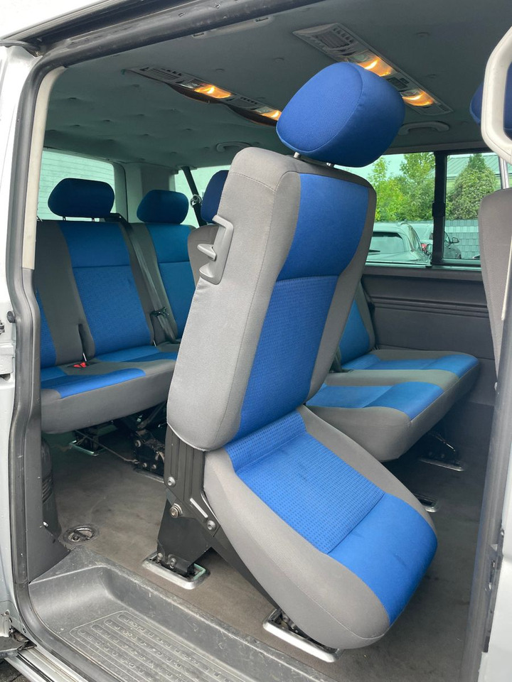 Furgoneta de pasajeros Volkswagen T5 2.5 TDi Caravelle 4Motion 8-Sitzer: foto 16