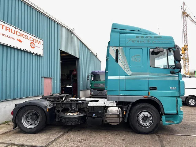DAF XF 105.460 ATE SPACECAB (EURO 5 / ZF MANUAL GEARBOX / P.T.O. / AIRCONDITIONING / FRIDGE UNDER BED / ETC.) - Cabeza tractora: foto 4 DAF XF 105.460 ATE SPACECAB (EURO 5 / ZF MANUAL GEARBOX / P.T.O. / AIRCONDITIONING / FRIDGE UNDER BED / ETC.) - Cabeza tractora: foto 4