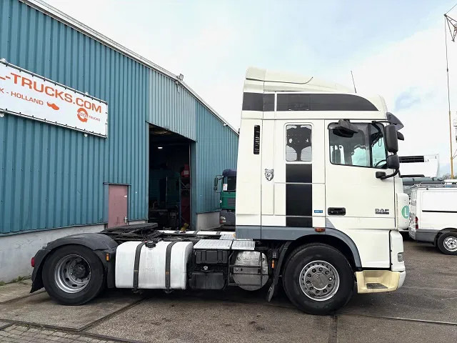 DAF XF 105.460 ATE SPACECAB (EURO 5 / ZF16 MANUAL GEARBOX / 995+500 LITER DIESELTANK / FRIDGE UNDER BED / ETC.) - Cabeza tractora: foto 4 DAF XF 105.460 ATE SPACECAB (EURO 5 / ZF16 MANUAL GEARBOX / 995+500 LITER DIESELTANK / FRIDGE UNDER BED / ETC.) - Cabeza tractora: foto 4