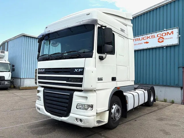 DAF XF 105.460 SPACECAB (2 IDENTICAL UNITS AVAILBLE) (ZF16 MANUAL GEARBOX / MX-BRAKE / 870+430 LITER TANK / FRIDGE / AIRCONDITIONING - Cabeza tractora: foto 1 DAF XF 105.460 SPACECAB (2 IDENTICAL UNITS AVAILBLE) (ZF16 MANUAL GEARBOX / MX-BRAKE / 870+430 LITER TANK / FRIDGE / AIRCONDITIONING - Cabeza tractora: foto 1